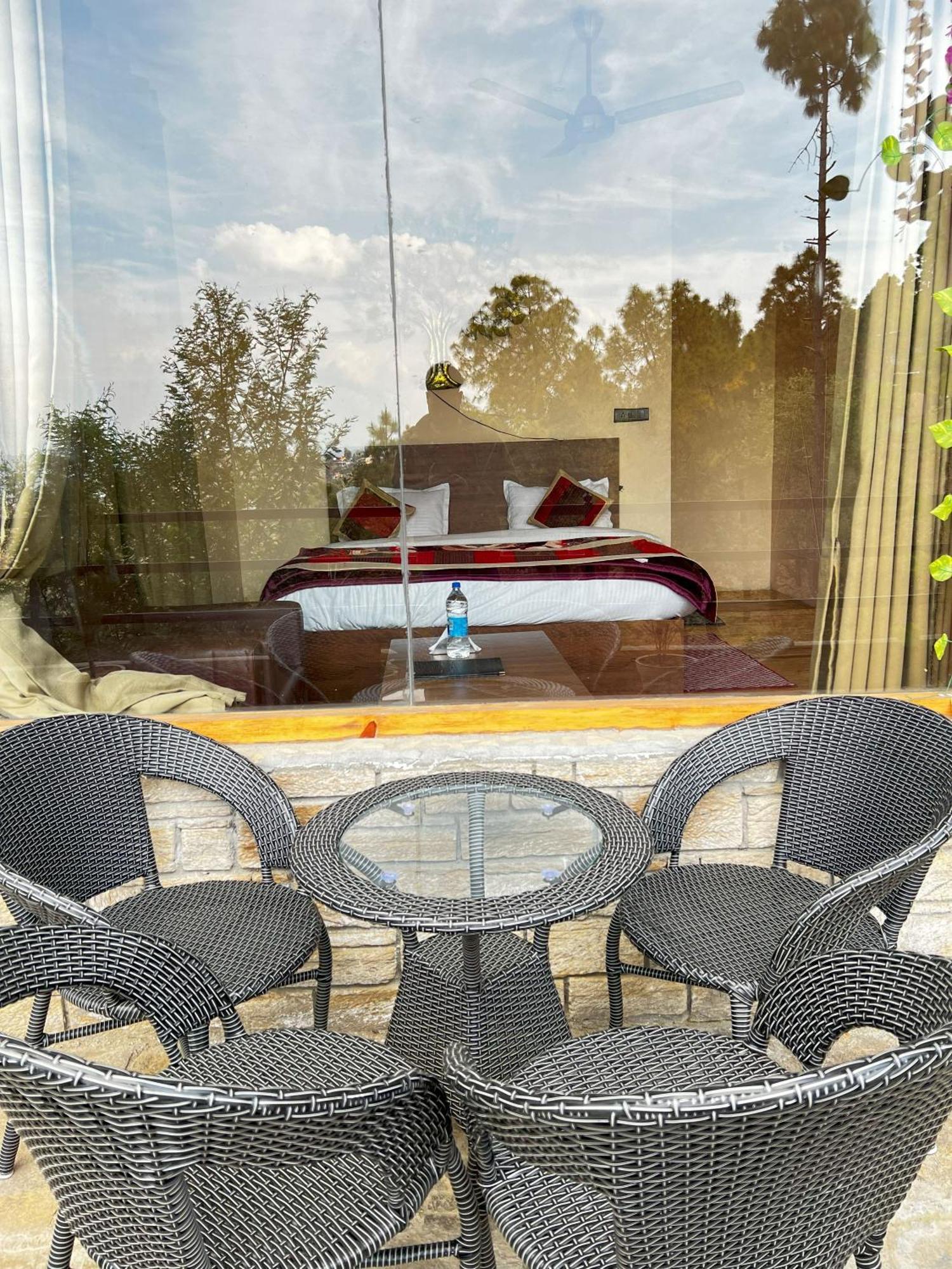 Hotel The Himalayan Heights Satya'S Kasardevi Almora Esterno foto