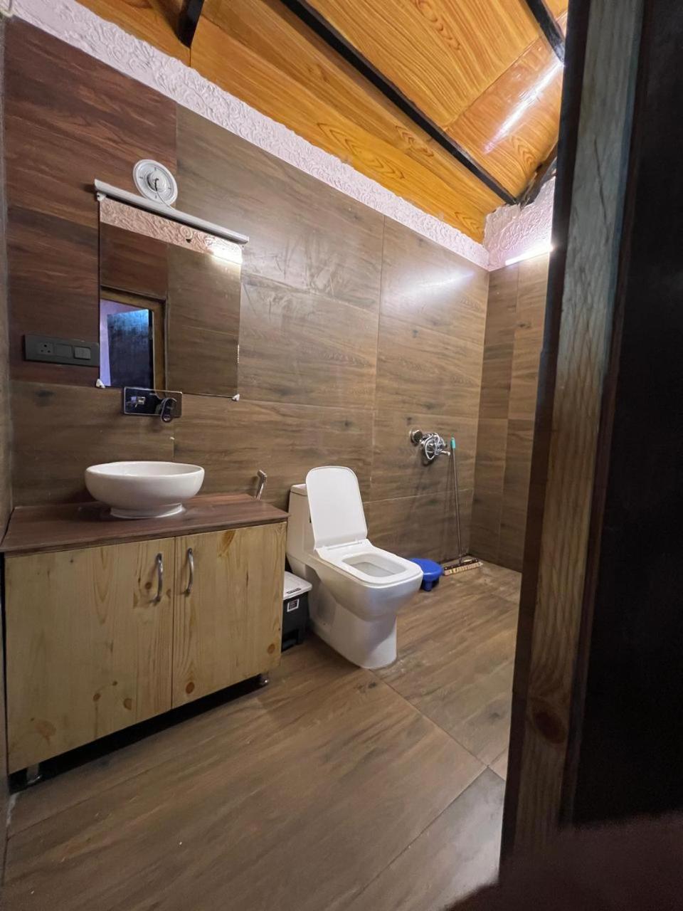 Hotel The Himalayan Heights Satya'S Kasardevi Almora Esterno foto